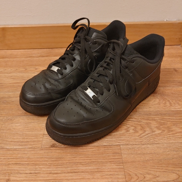 air force 1 black style